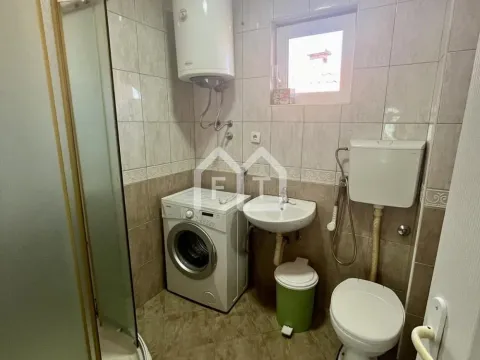 Izdavanje, trosoban stan, 100m², Altina, Beograd - image 13