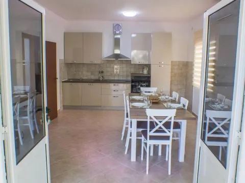 Prodaja, kuća, 123m², Prčanj, Kotor - image 14