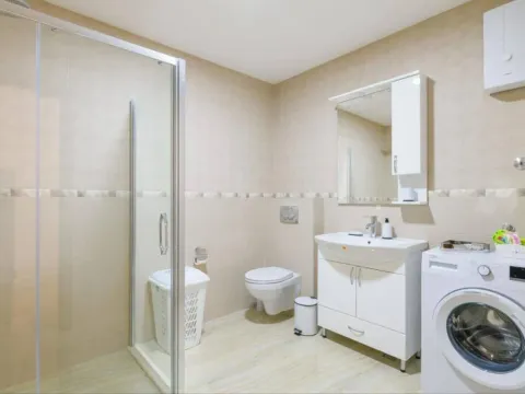 Prodaja, jednosoban stan, 87m², Donja Lastva, Tivat - image 9