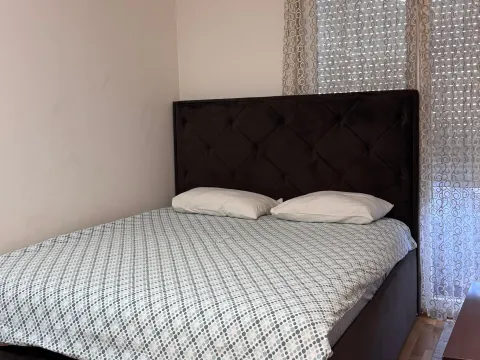 Stan-na-dan, jednosoban stan, 24m², Stari Aerodrom, Podgorica - image 2