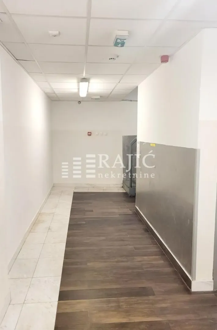 Rent, office space, 149m², Stari Grad, Beograd