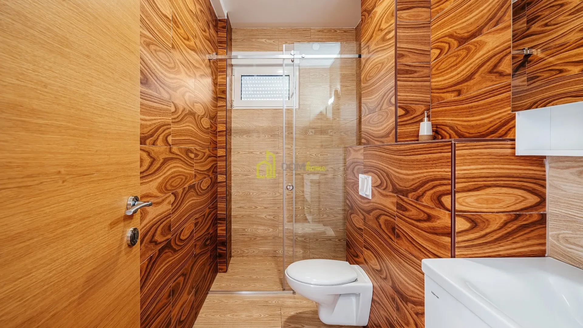 Prodaja, trosoban stan, 105m², Budva, Crna Gora