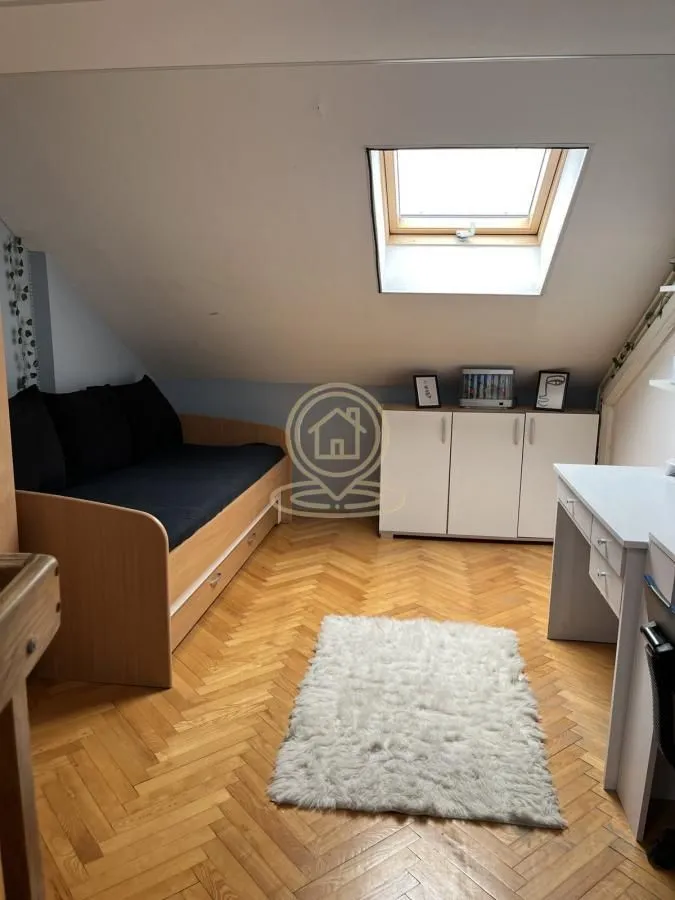 Prodaja, trosoban stan, 91m², Centar, Novi Sad