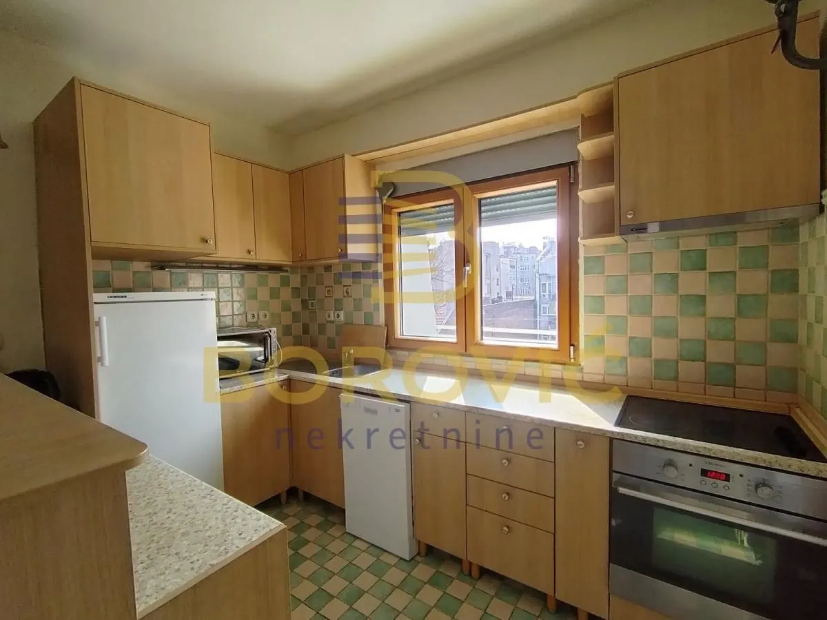 Prodaja, trosoban stan, 78m², Stari Grad, Beograd