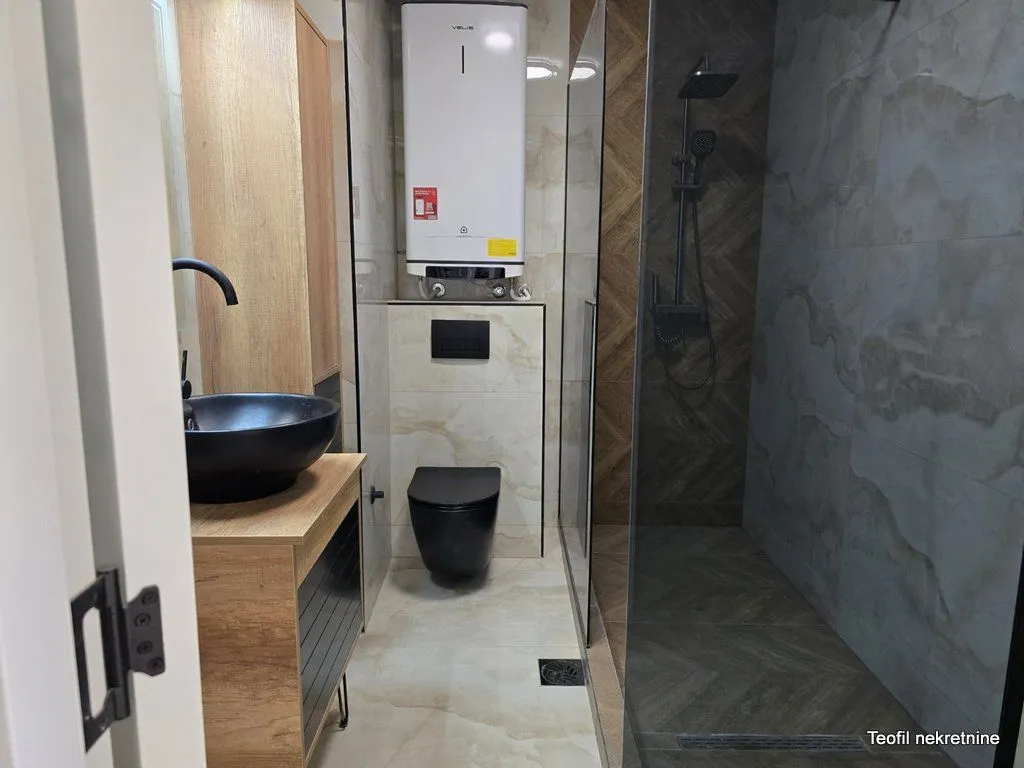 Prodaja, trosoban stan, 75m², Južni Bulevar, Vračar Sve Podlokacije