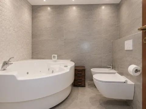 Rent, three bedroom apartment, 200m², Gorica C, Podgorica - image 17