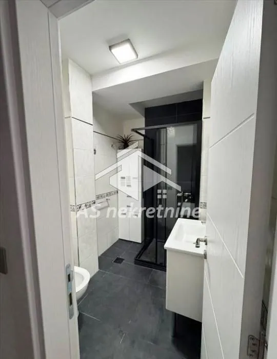 Rent, three bedroom apartment, 120m², Savski Venac, Beograd