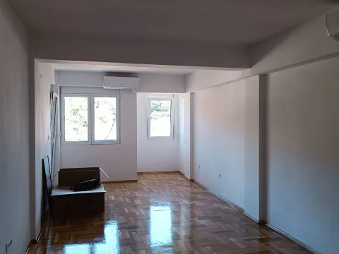 Prodaja, dvosoban stan, 87m², Preko Morače, Podgorica - image 3
