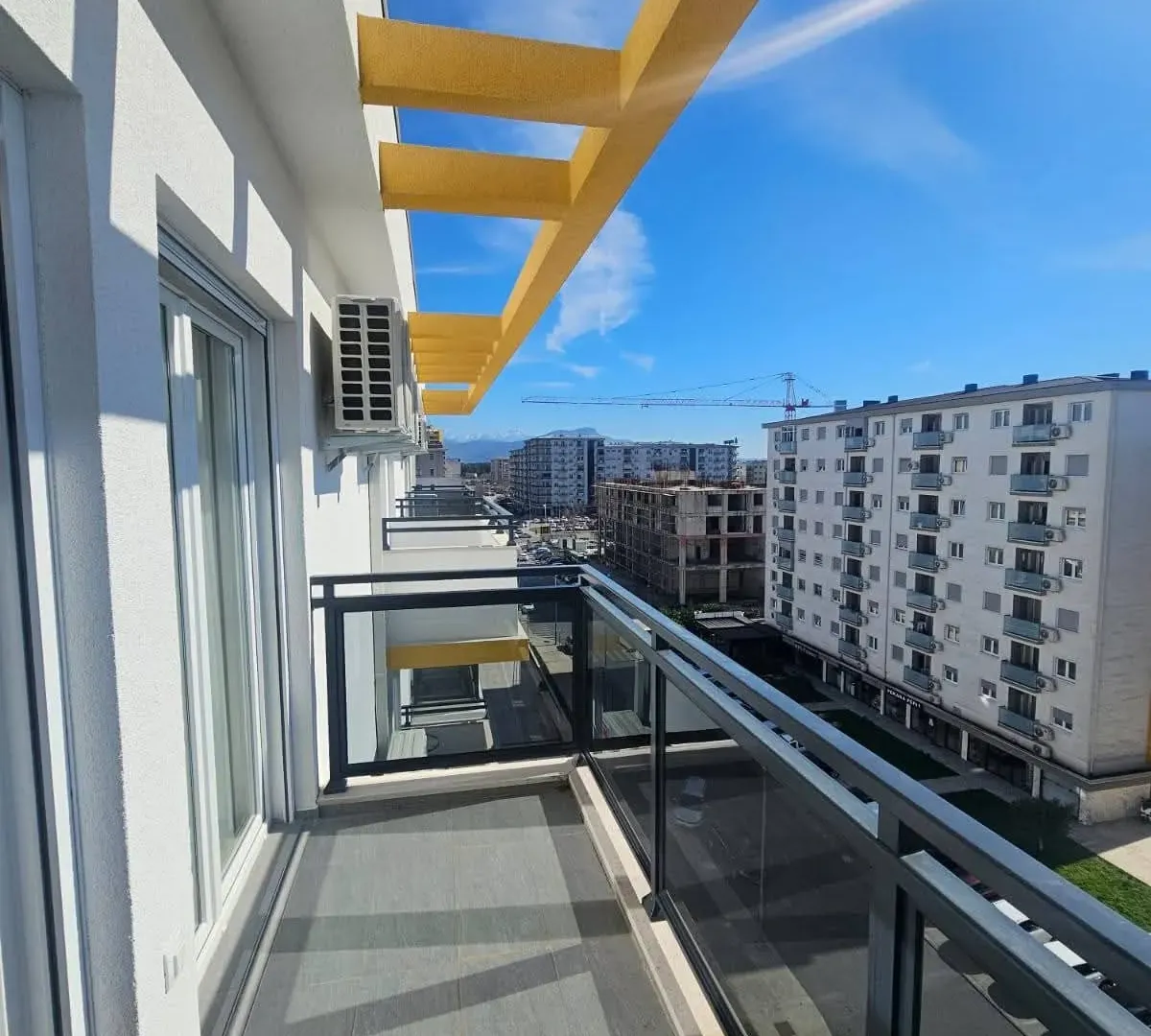 Prodaja, dvosoban stan, 70m², Pobrežje, Podgorica