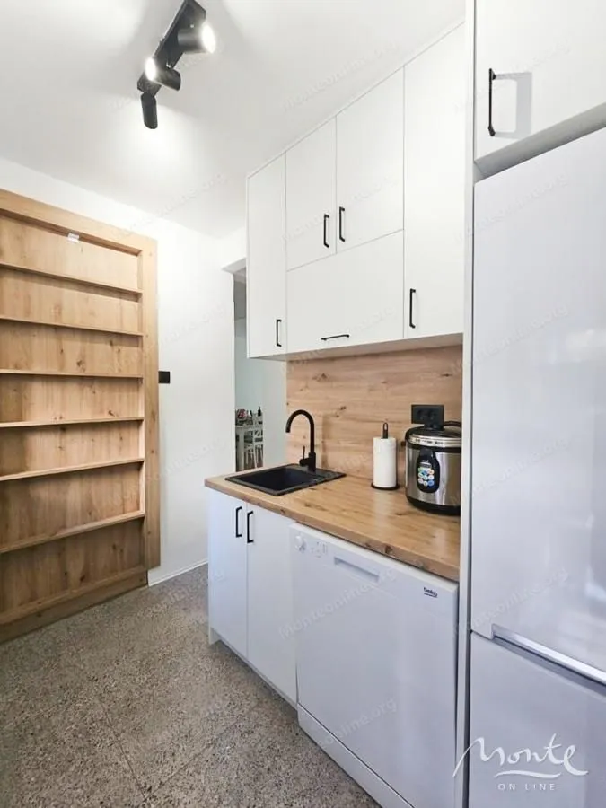 Sale, two bedroom apartment, 52m², Dubovica, Budva