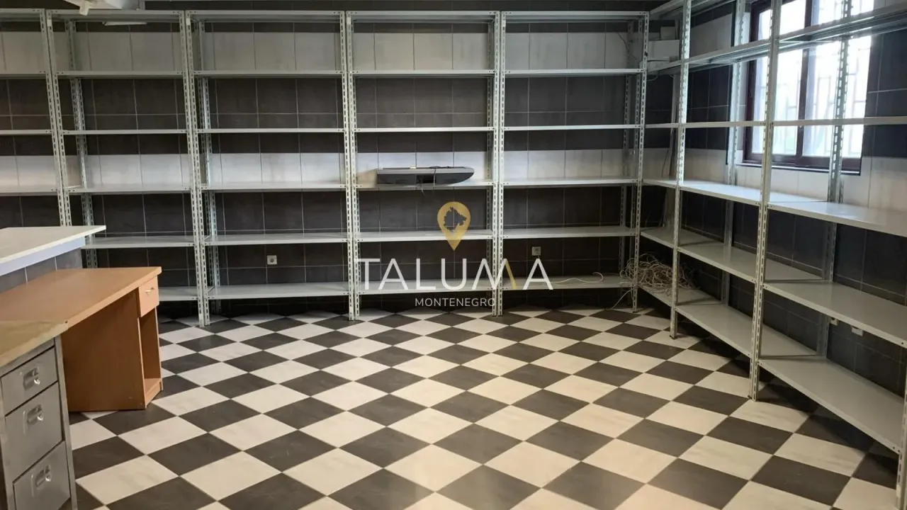 Rent, office space, 80m², Donja Gorica, Podgorica