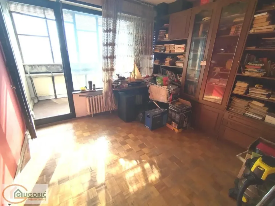 Sale, four bedroom apartment, 110m², Voždovačka Crkva, Voždovac Sve Podlokacije