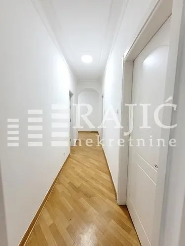 Rent, office space, 80m², Skadarlija, Beograd