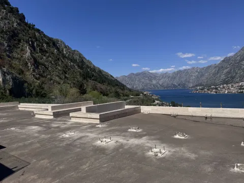 Prodaja, petosoban stan, 173m², Kotor, Crna Gora - image 3