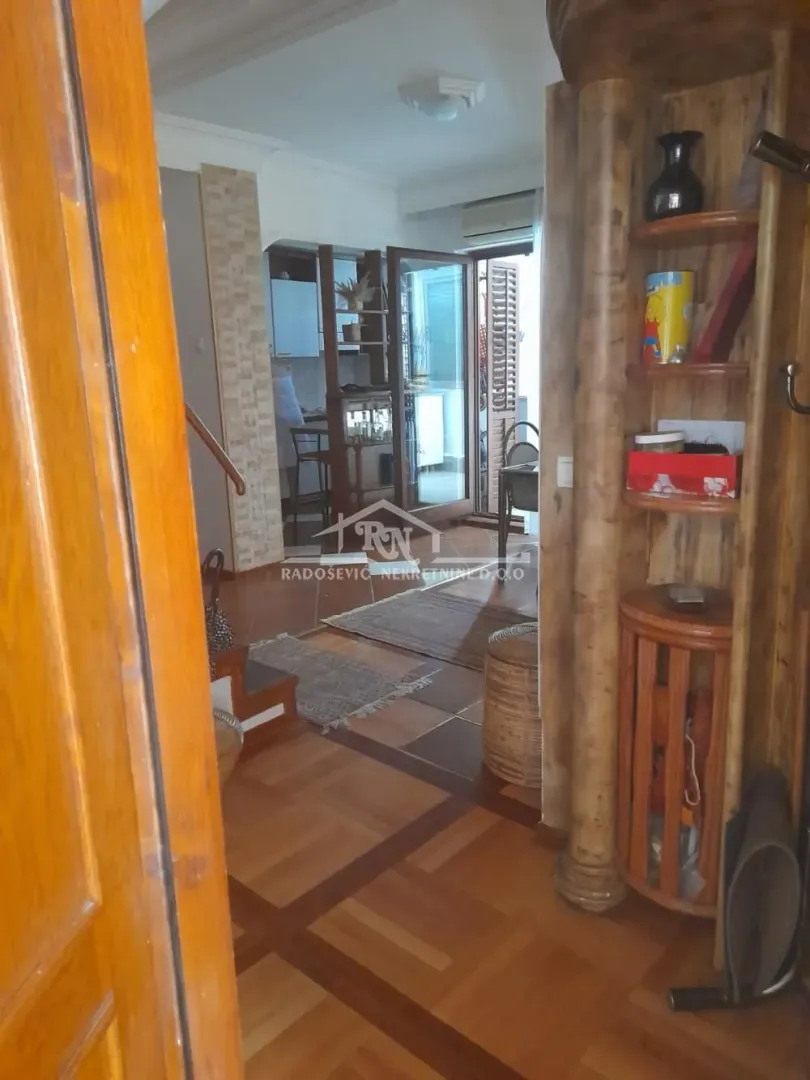 Sale, apartment, 150m², Čukarica, Beograd