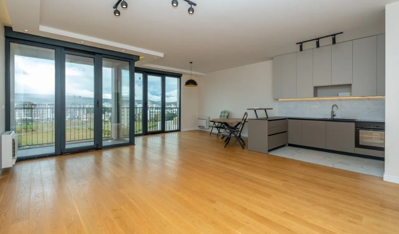 Prodaja, trosoban stan, 127m², Preko Morače, Podgorica