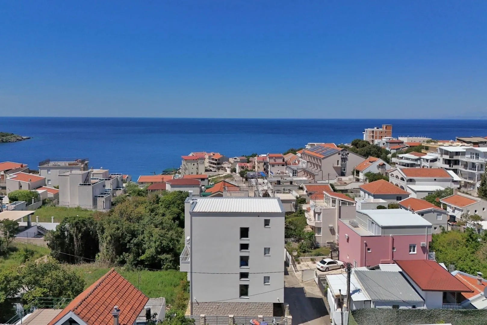 Sale, house, 272m², Utjeha, Bar