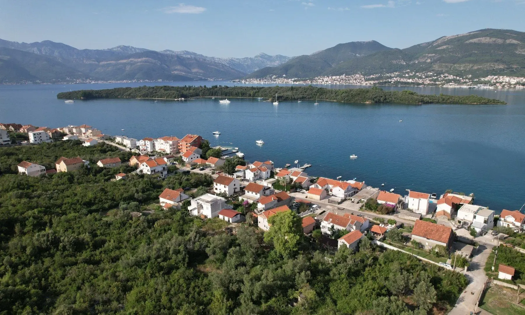 Prodaja, plac, 1612m², Đuraševići, Tivat