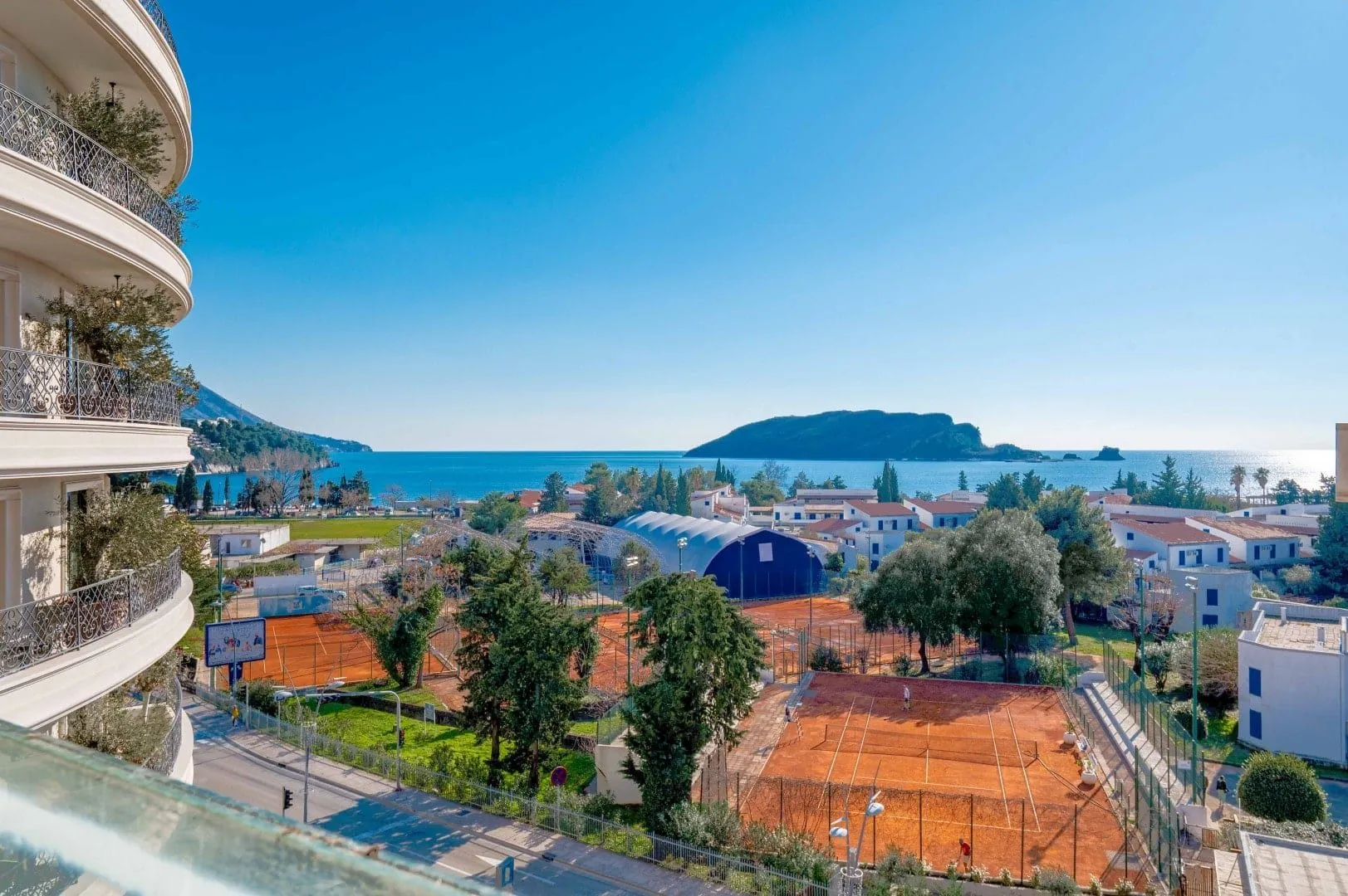 Sale, four bedroom apartment, 177m², Bulevar, Budva