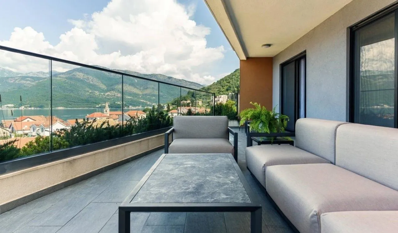 Sale, two bedroom apartment, 160m², Donja Lastva, Tivat