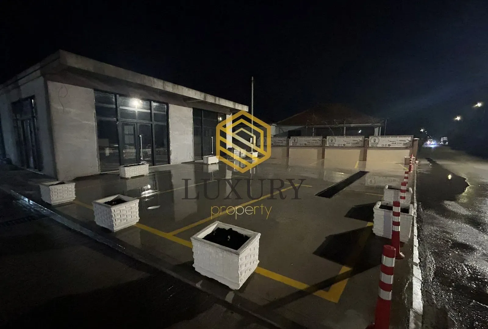 Rent, office space, 140m², Tološi, Podgorica