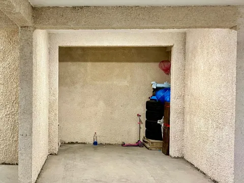 Sale, two bedroom apartment, 85m², Dobrota, Kotor - image 20