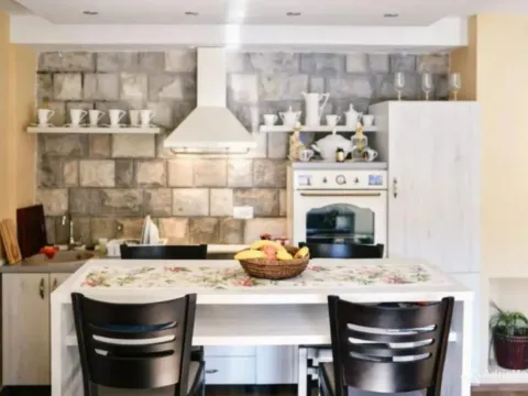 Prodaja, kuća, 114m², Tivat, Crna Gora - image 5