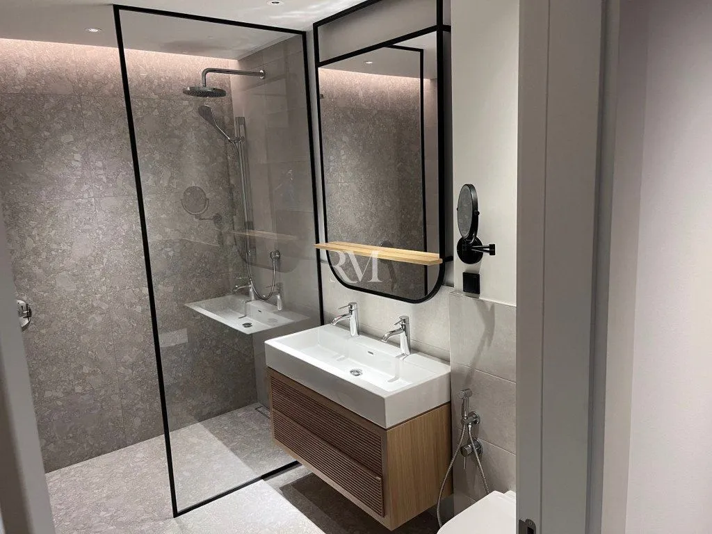 Prodaja, stan, 45m², Boka Place, Tivat