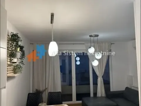 Izdavanje, trosoban stan, 64m², Višnjička Banja, Palilula Sve Podlokacije - image 5