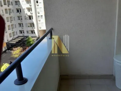 Rent, one bedroom apartment, 37m², Rotkvarija, Novi Sad Sve Podlokacije - image 12