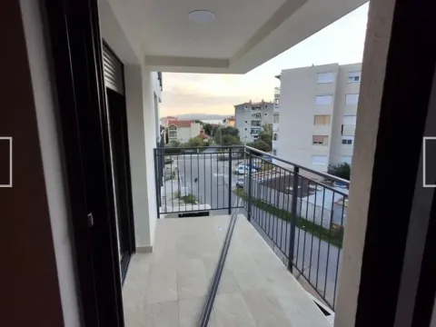 Izdavanje, jednosoban stan, 45m², Bijela, Herceg Novi - image 4