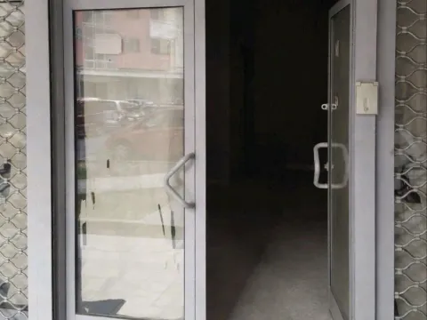 Sale, office space, 44m², Stari Aerodrom, Podgorica - image 1