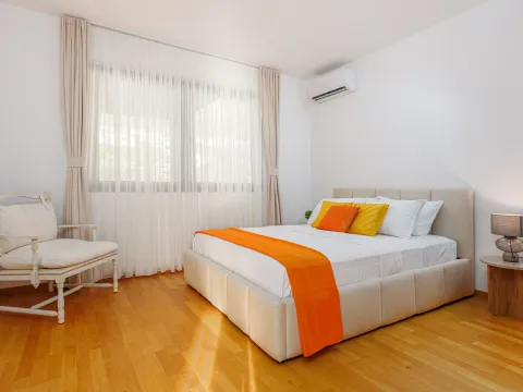 Prodaja, dvosoban stan, 162m², Sveti Stefan, Budva - image 20