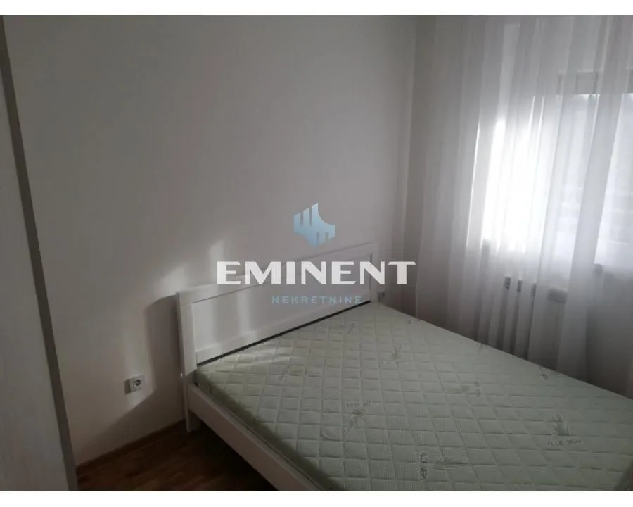 Izdavanje, dvosoban stan, 49m², Hala Pionir, Palilula Sve Podlokacije
