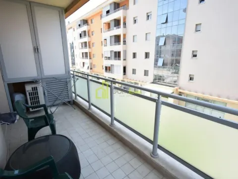 Izdavanje, dvosoban stan, 64m², City Kvart, Podgorica - image 13