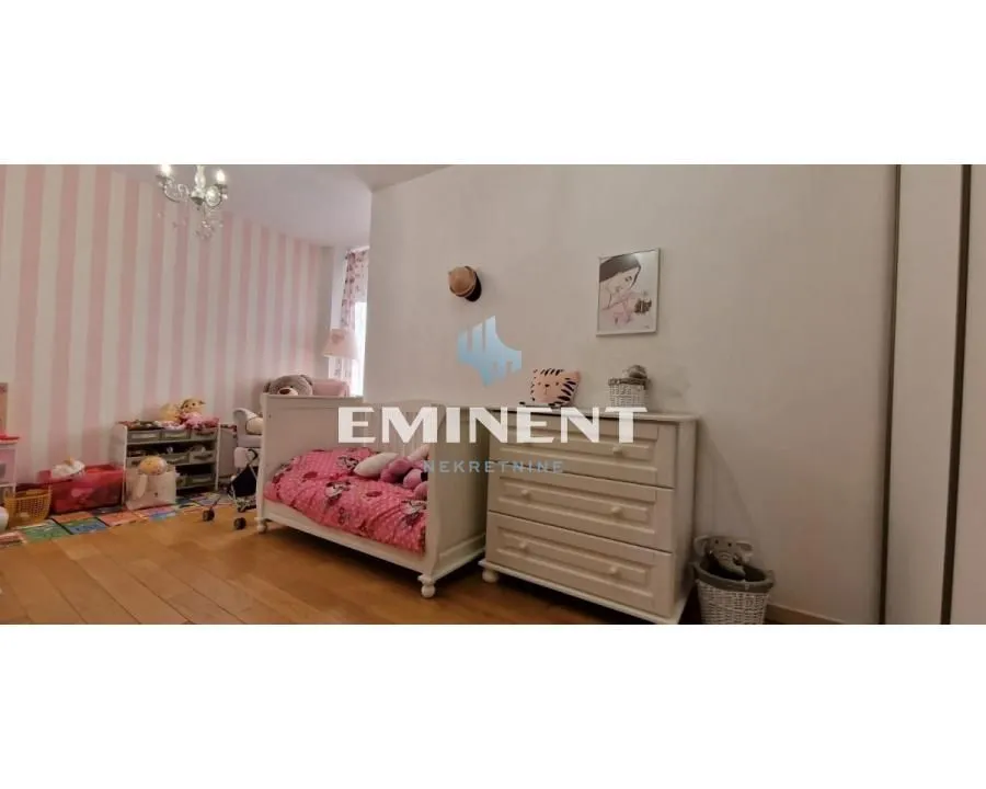 Rent, four bedroom apartment, 176m², Novi Beograd Blok 67, Novi Beograd Sve Podlokacije