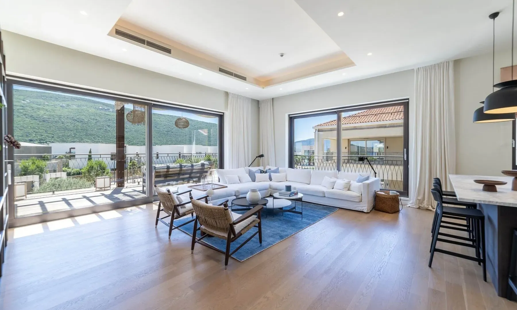 Prodaja, trosoban stan, 188m², Portonovi, Herceg Novi
