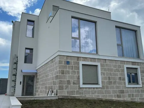 Sale, two bedroom apartment, 103m², Kavač, Kotor - image 10