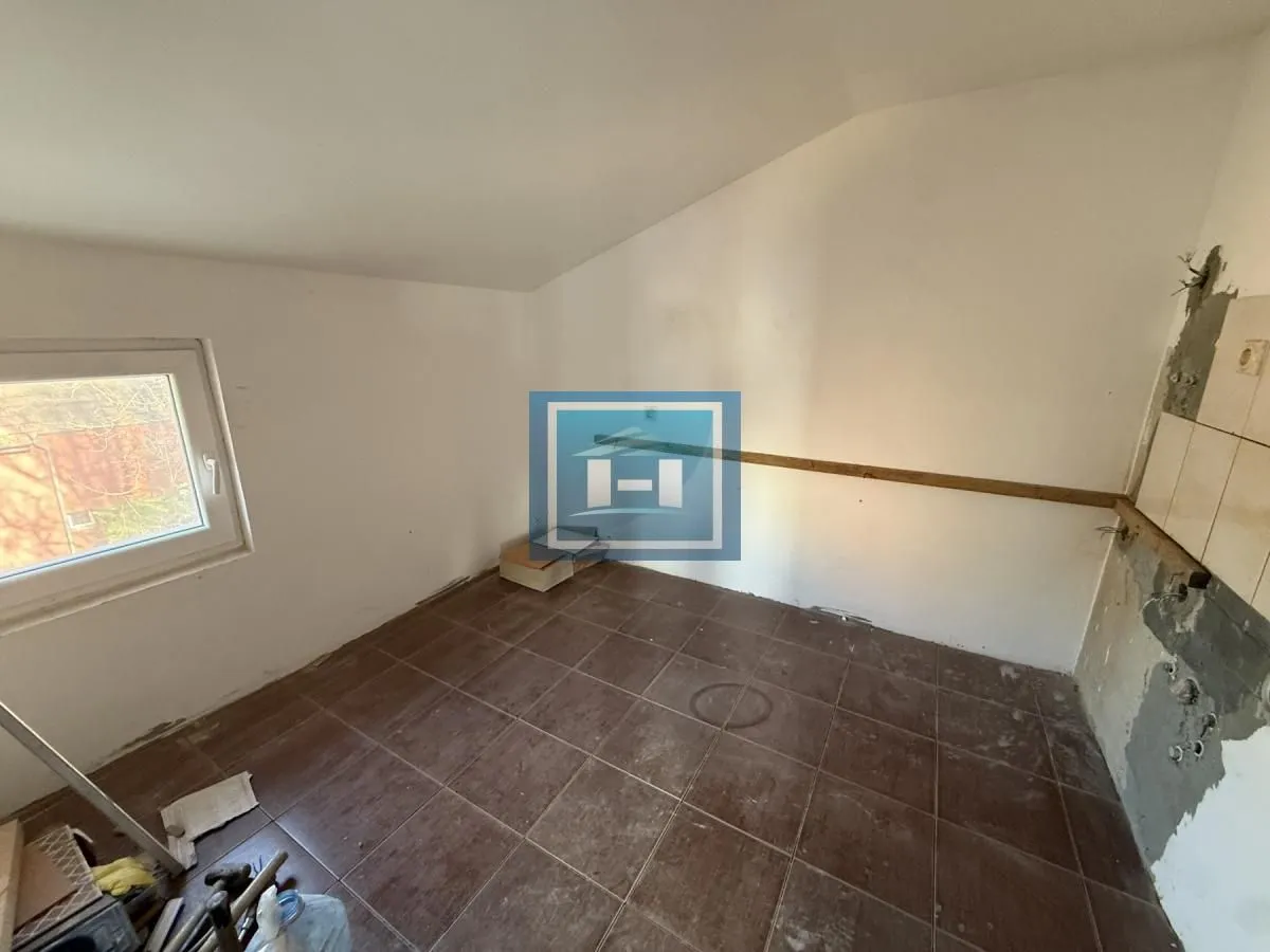 Sale, house, 350m², Centar, Jagodina