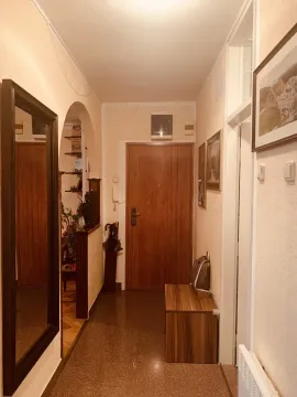 Rent, two bedroom apartment, 76m², Preko Morače, Podgorica - image 2