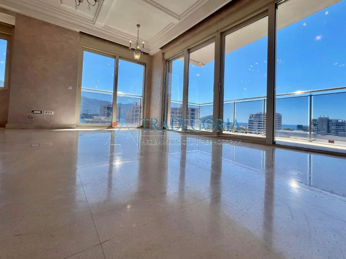 Prodaja, trosoban stan, 640m², Budva, Crna Gora