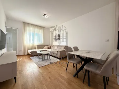 Izdavanje, jednosoban stan, 46m², Stari Aerodrom, Podgorica - image 5