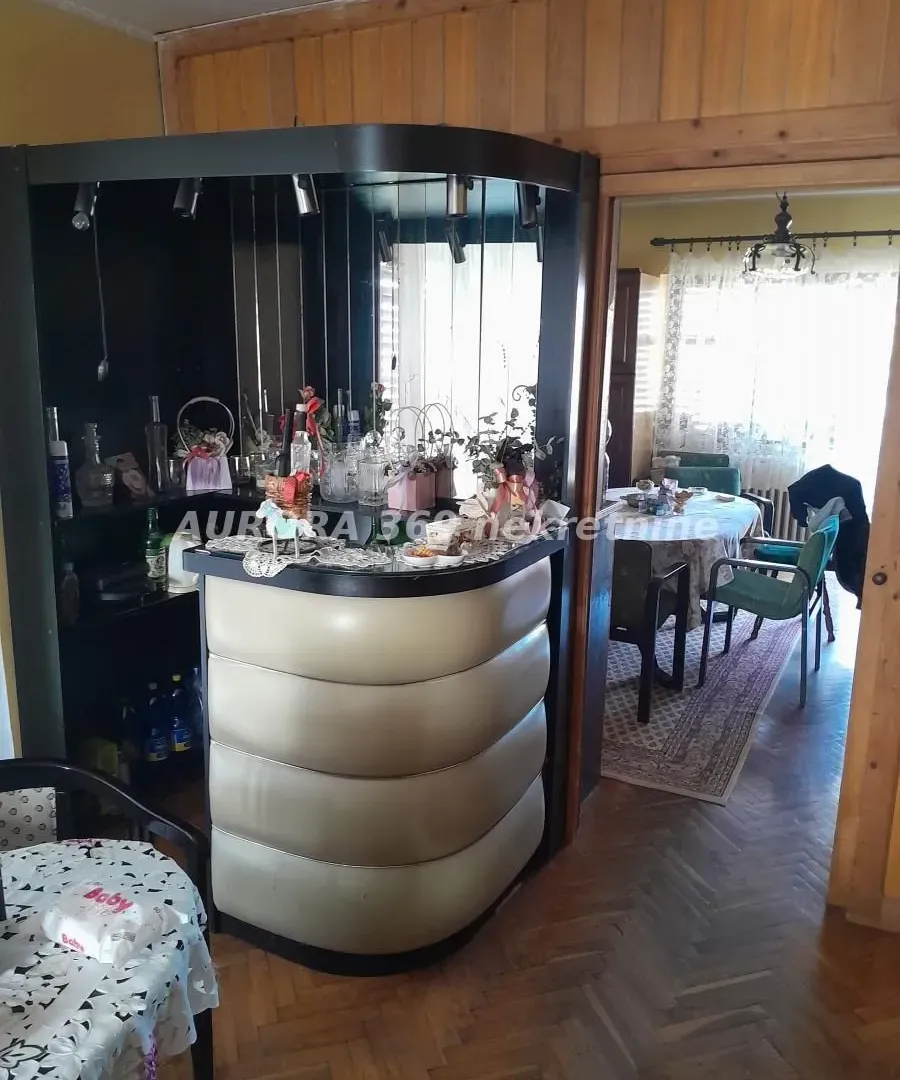 Prodaja, kuća, 161m², Futog, Novi Sad Sve Podlokacije