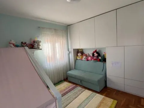 Prodaja, dvosoban stan, 61m², Tološi, Podgorica - image 2