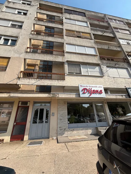 Prodaja, dvosoban stan, 66m², Centar, Nikšić