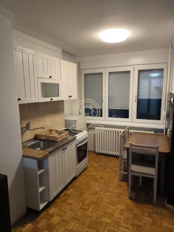 Izdavanje, dvosoban stan, 52m², Liman 3, Novi Sad Sve Podlokacije