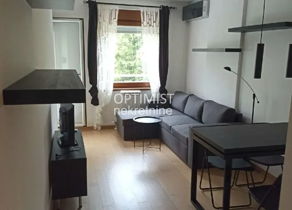 Rent, two bedroom apartment, 36m², Crveni Krst, Beograd
