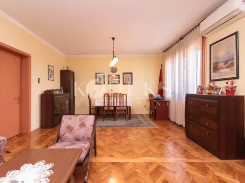Prodaja, dvosoban stan, 122m², Centar, Podgorica - image 3