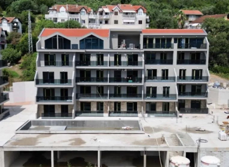 Prodaja, jednosoban stan, 50m², Đenovići, Herceg Novi