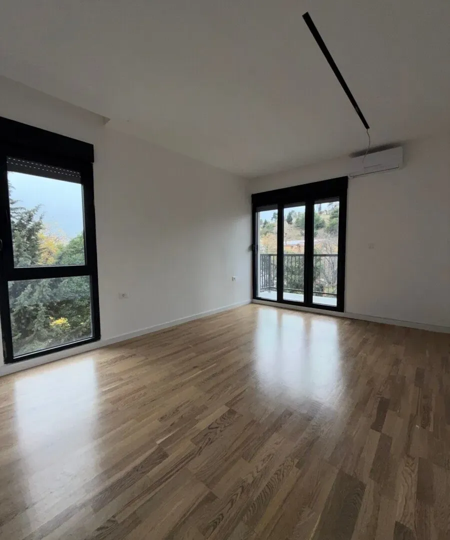 Prodaja, trosoban stan, 90m², Zagorič, Podgorica